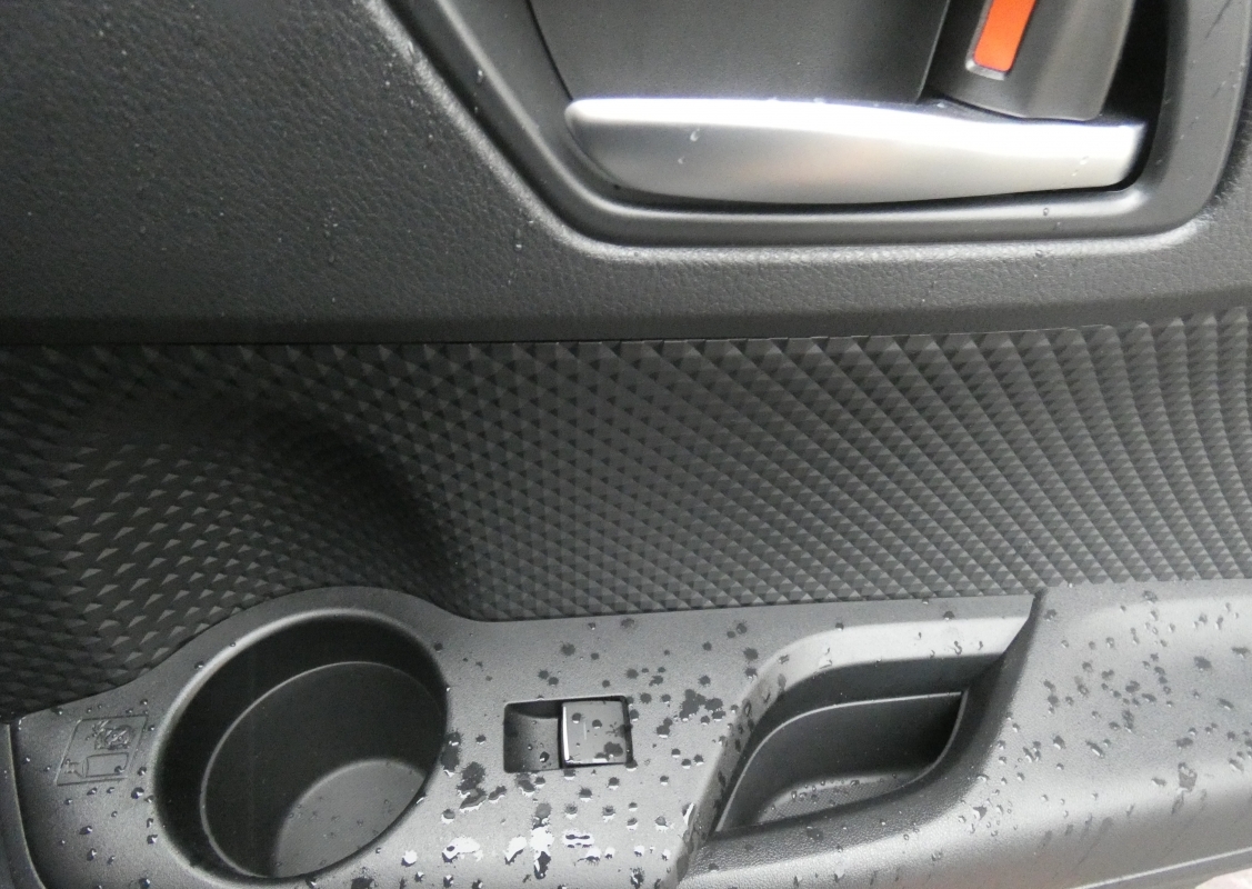 Toyota C-HR — 17